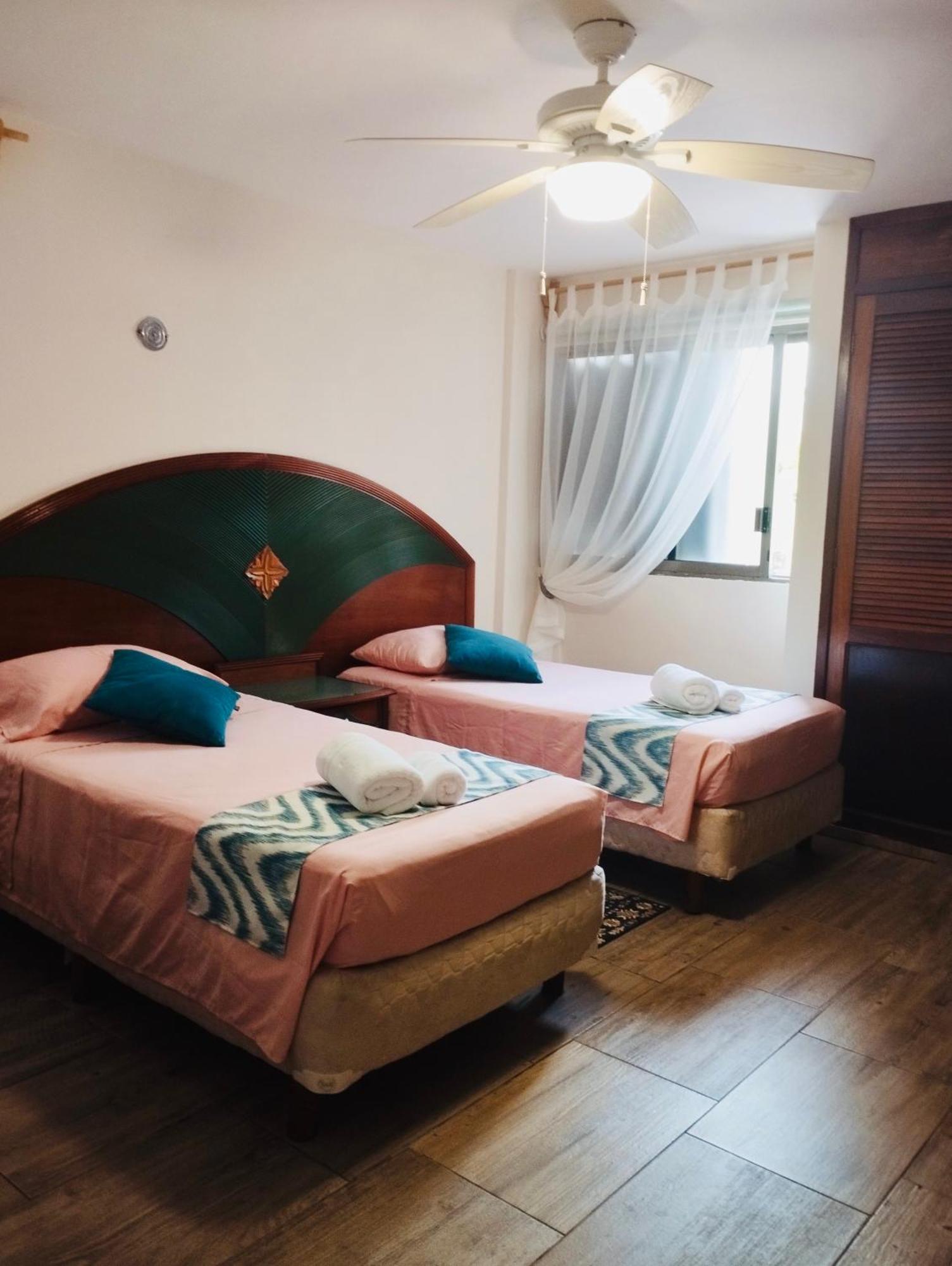 Cancun Ocean View Flamingo Plus Exterior photo
