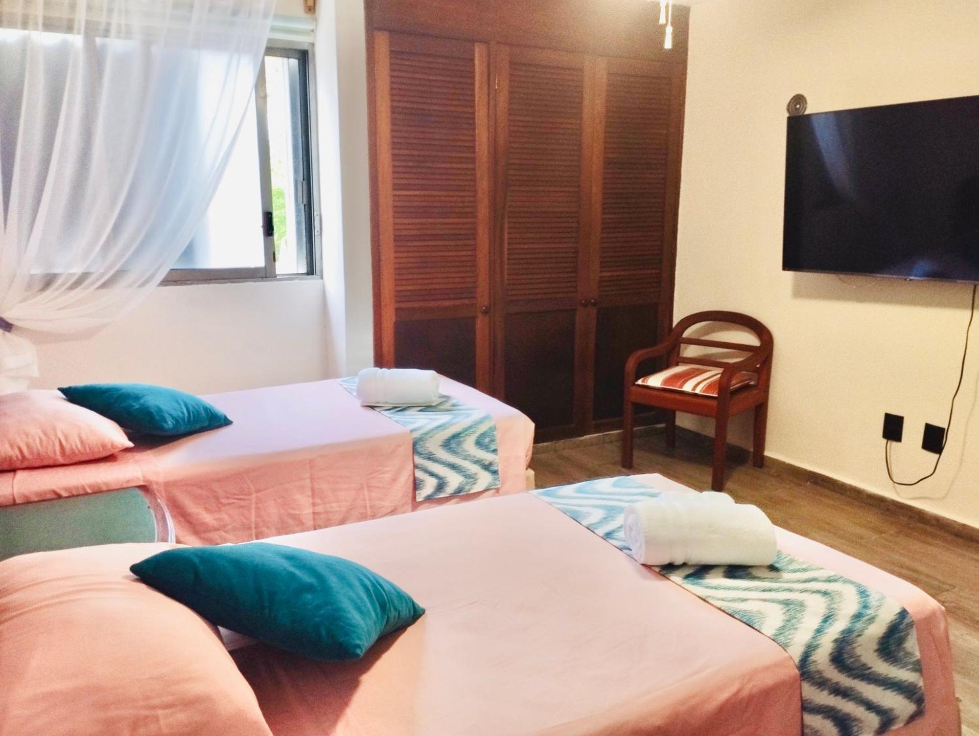 Cancun Ocean View Flamingo Plus Exterior photo